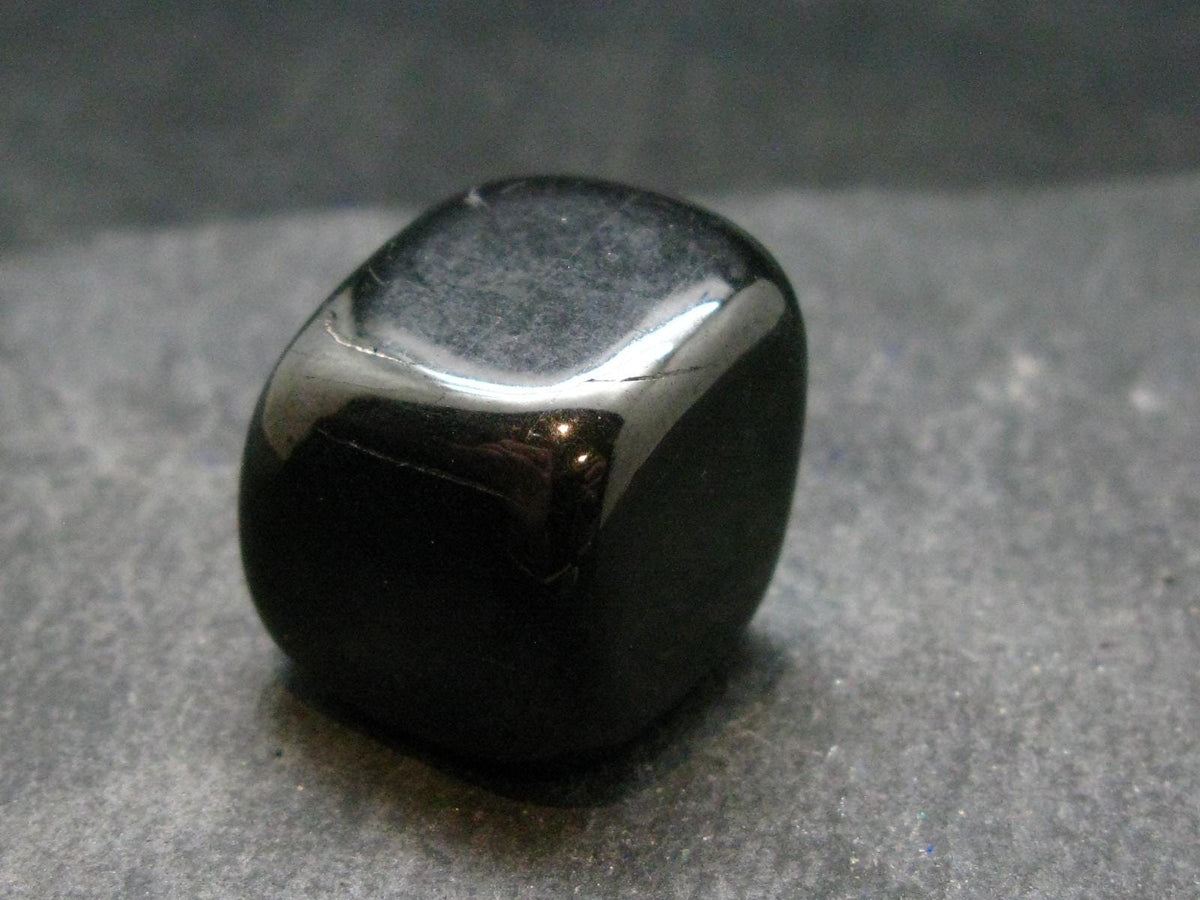 Elite Shungite Tumbled Piece from Russia - 0.8" - 15.84 Grams