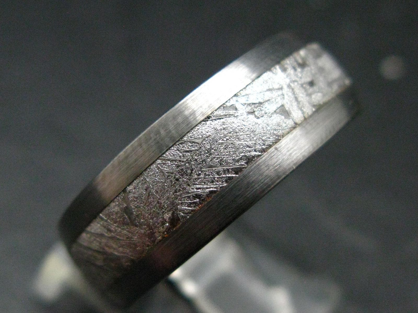 Muonionalusta Meteorite Steel Ring - 13.46 Grams - Size 10