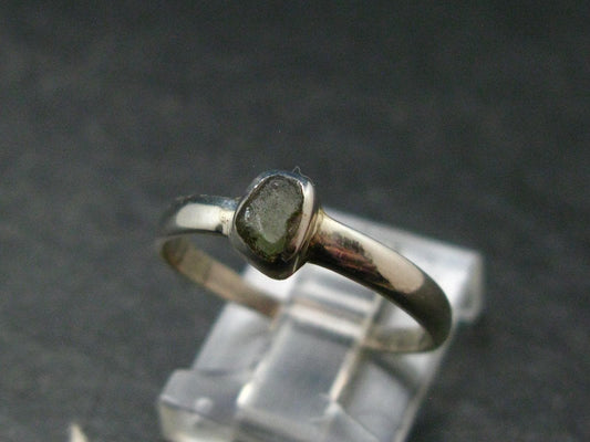 Cute Gem Moldavite Sterling Silver Ring From Czech Republic - Size 7.75 - 1.34 Grams
