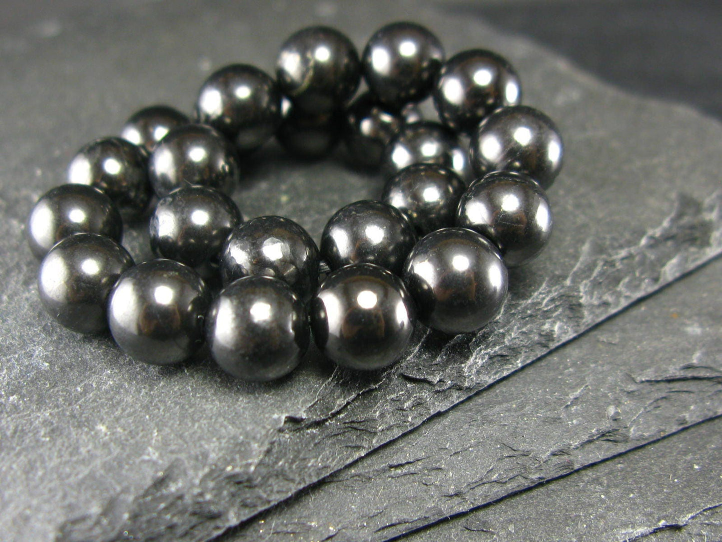 Shungite Genuine Bracelet ~ 7 Inches ~ 8mm Round Beads