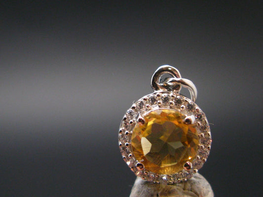 Yellow Citrine Gem Facetted Sterling Silver Pendant From Brazil With CZ - 0.6" - 1.05 Grams