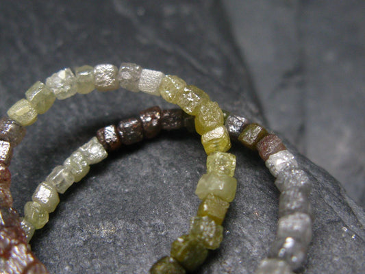 Diamond Cube Crystal Genuine Bracelet ~ 7 Inches ~ 3mm Crystal Beads