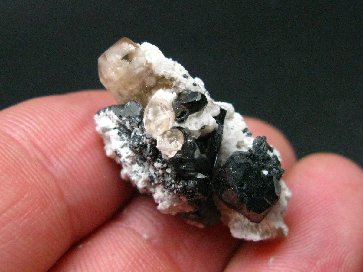 Rare Topaz & Bixbyite Crystal from Utah, USA - 7.46 Grams - 1.2"
