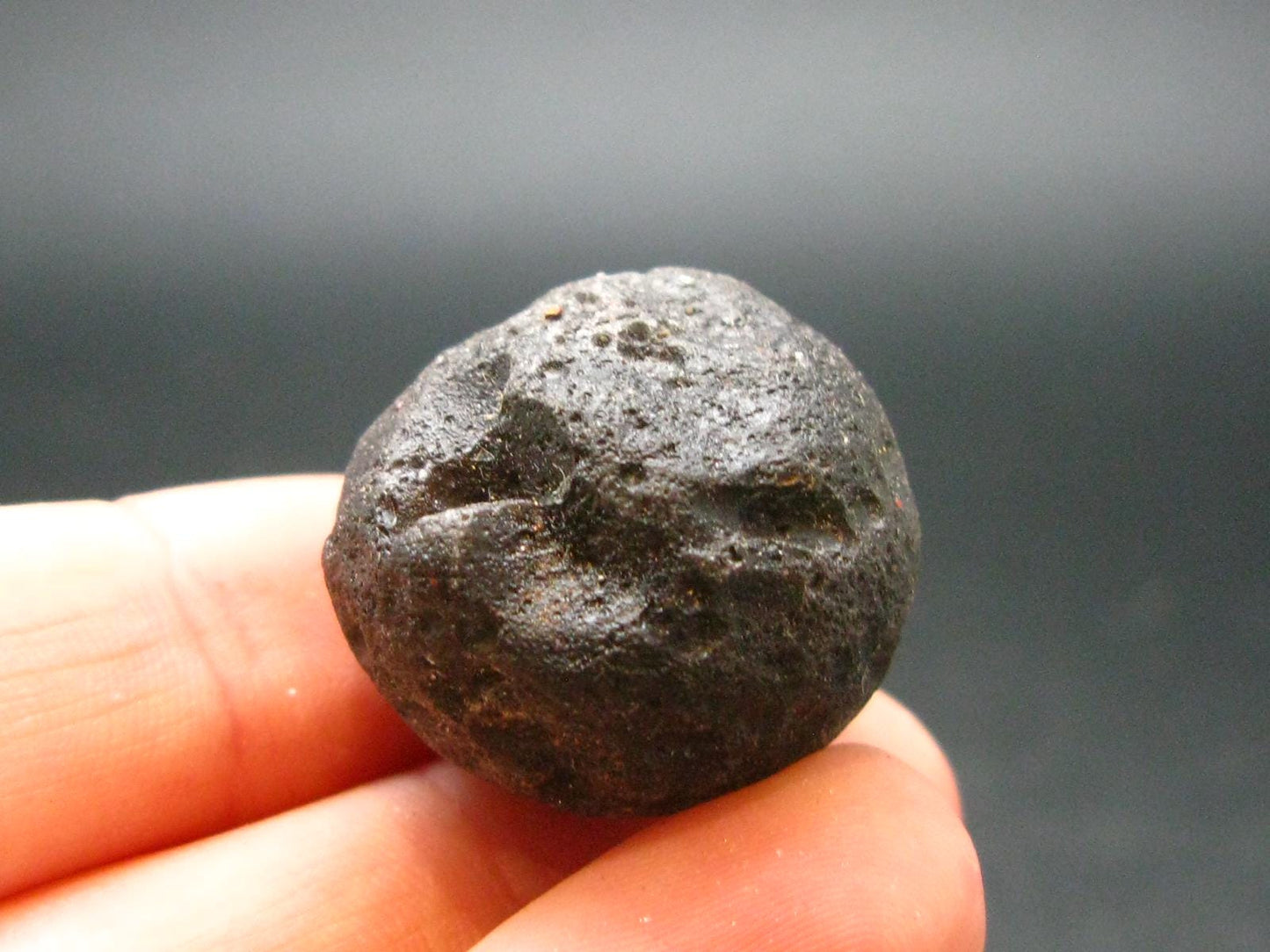 Colombianite Pseudotektite from Colombia - 13.67 Grams - 0.9"