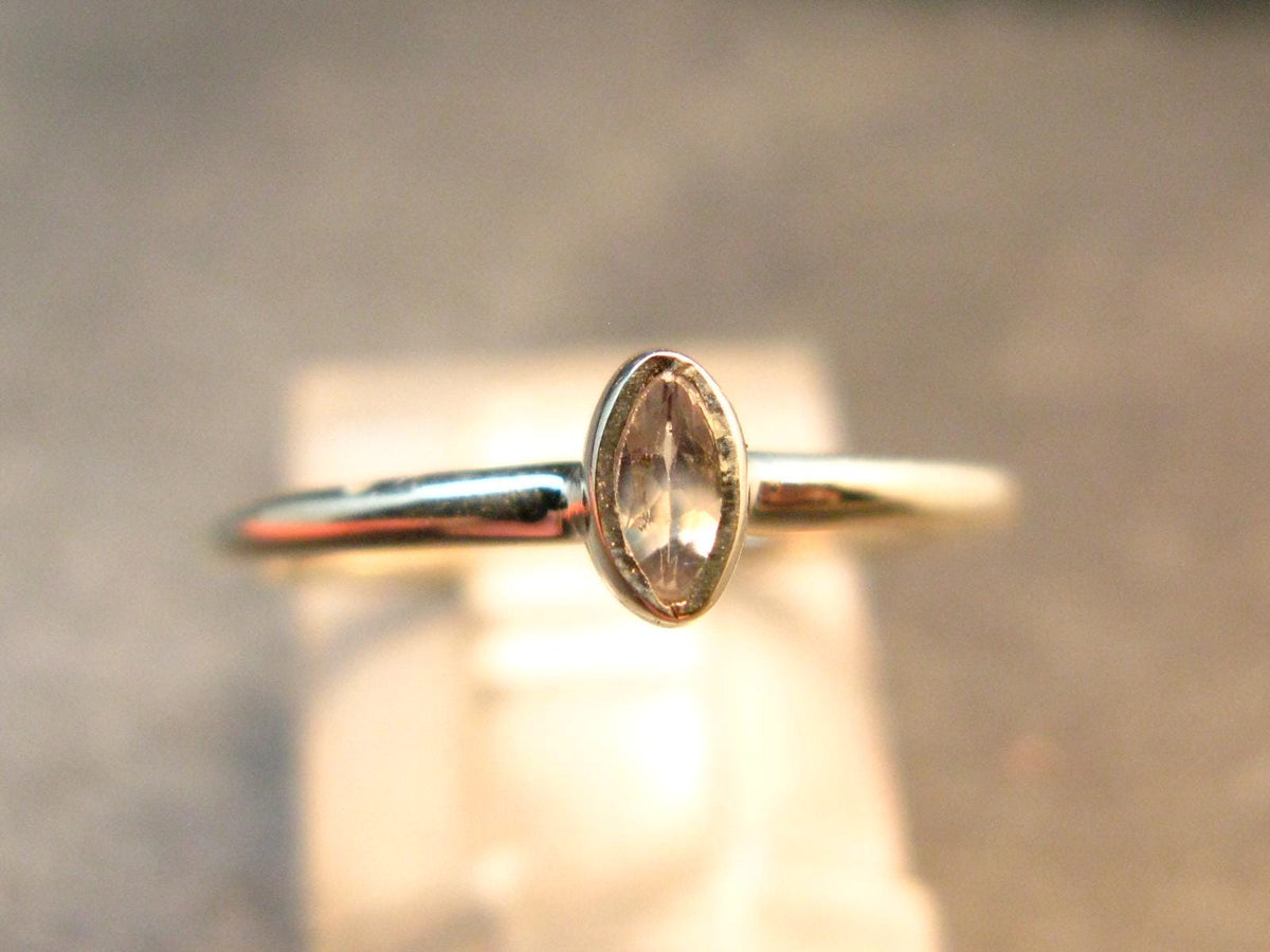 Genuine Alexandrite Gem Silver Ring From Russia - Size 6 - 1.26 Grams