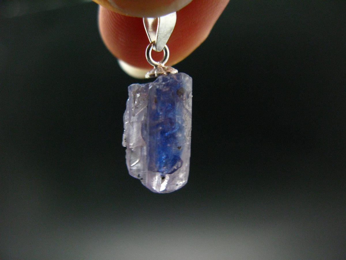Tanzanite Pendant In Sterling Silver From Tanzania - 0.8" - 1.35 Grams