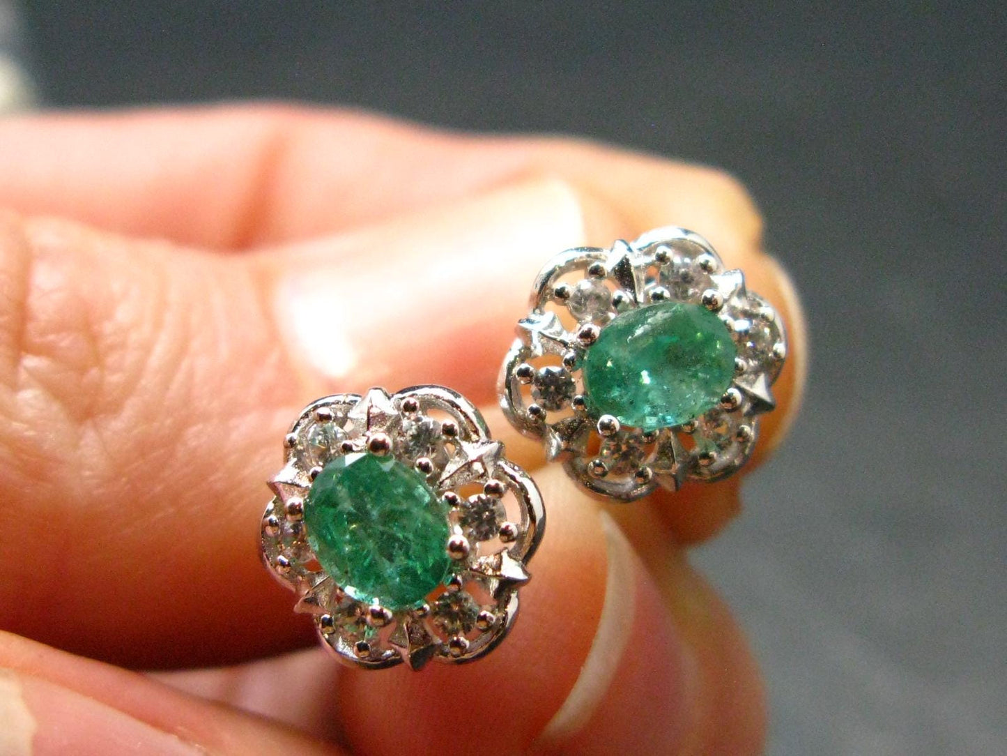 Gem Emerald Faceted Earrings In Sterling Silver - 0.65 Carats