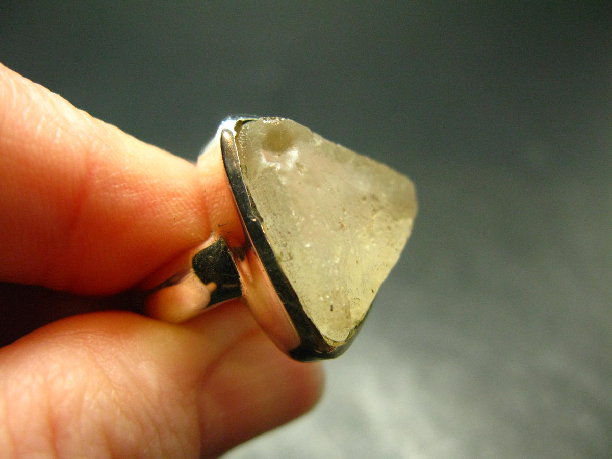 Natural Gem Raw Libyan Desert Glass Tektite Sterling Silver Ring from Libya - Size 8.25 - 7.88 Grams