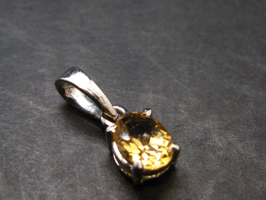 Yellow Citrine Gem Facetted Sterling Silver Pendant From Brazil With CZ - 0.7" - 1.03 Grams