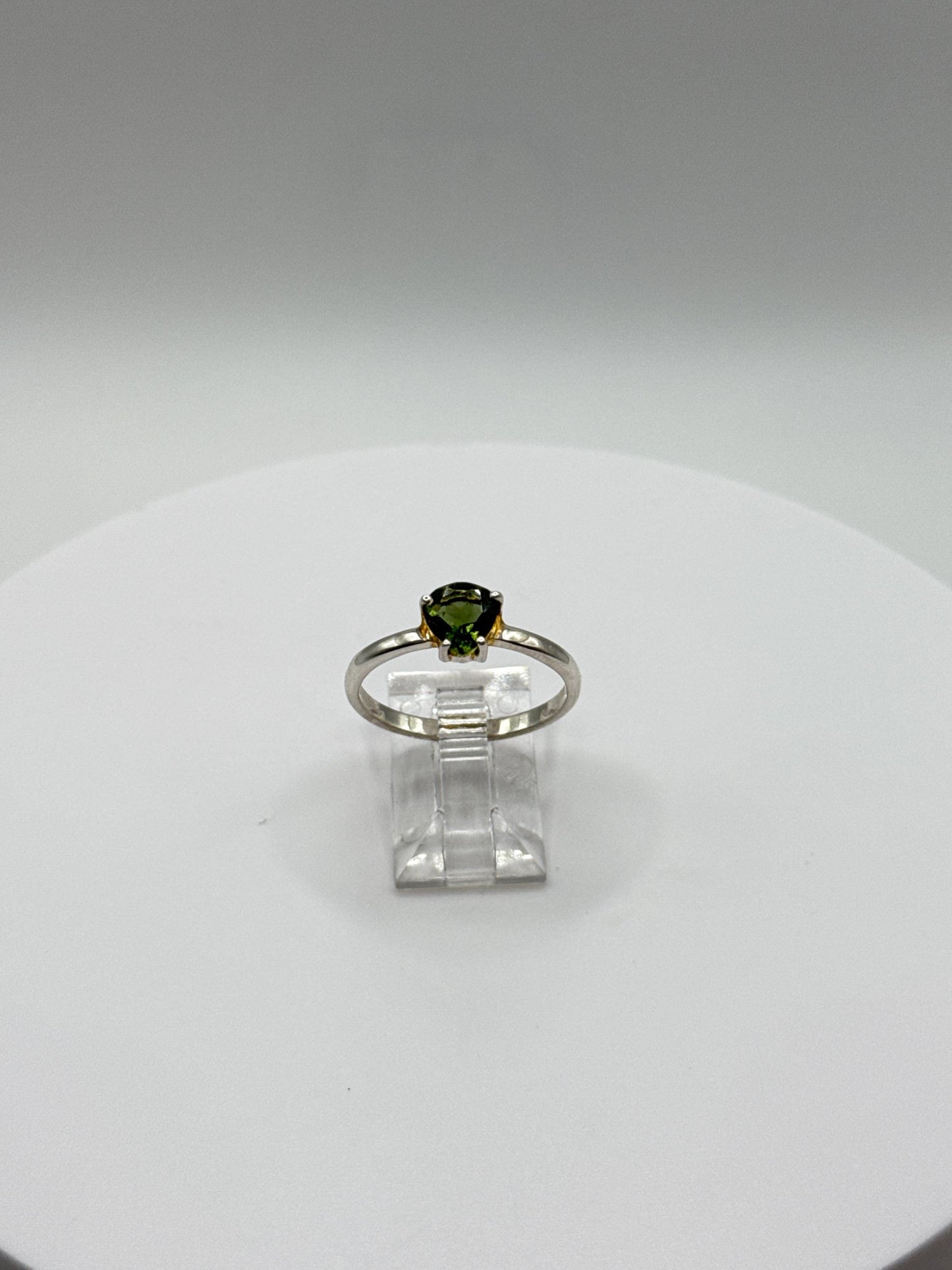 Stunning Sterling Silver Moldavite Ring – Trillion-Cut Gemstone - Size 8.5