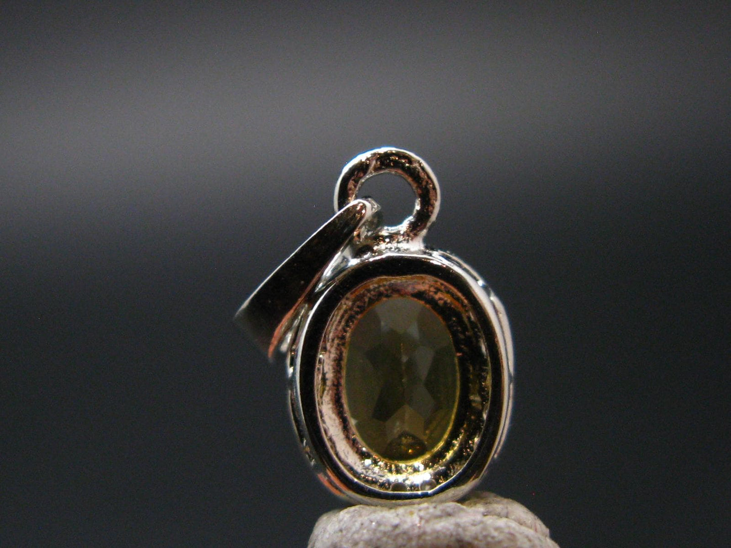 Yellow Citrine Gem Facetted Sterling Silver Pendant From Brazil With CZ - 0.7" - 1.40 Grams