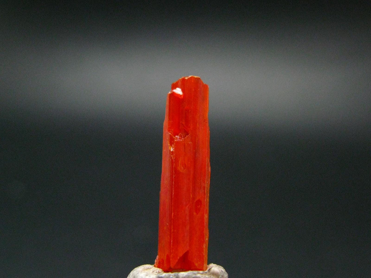 Large Orange Crocoite Crystal From Australia - 0.9" - 6.65 Carats