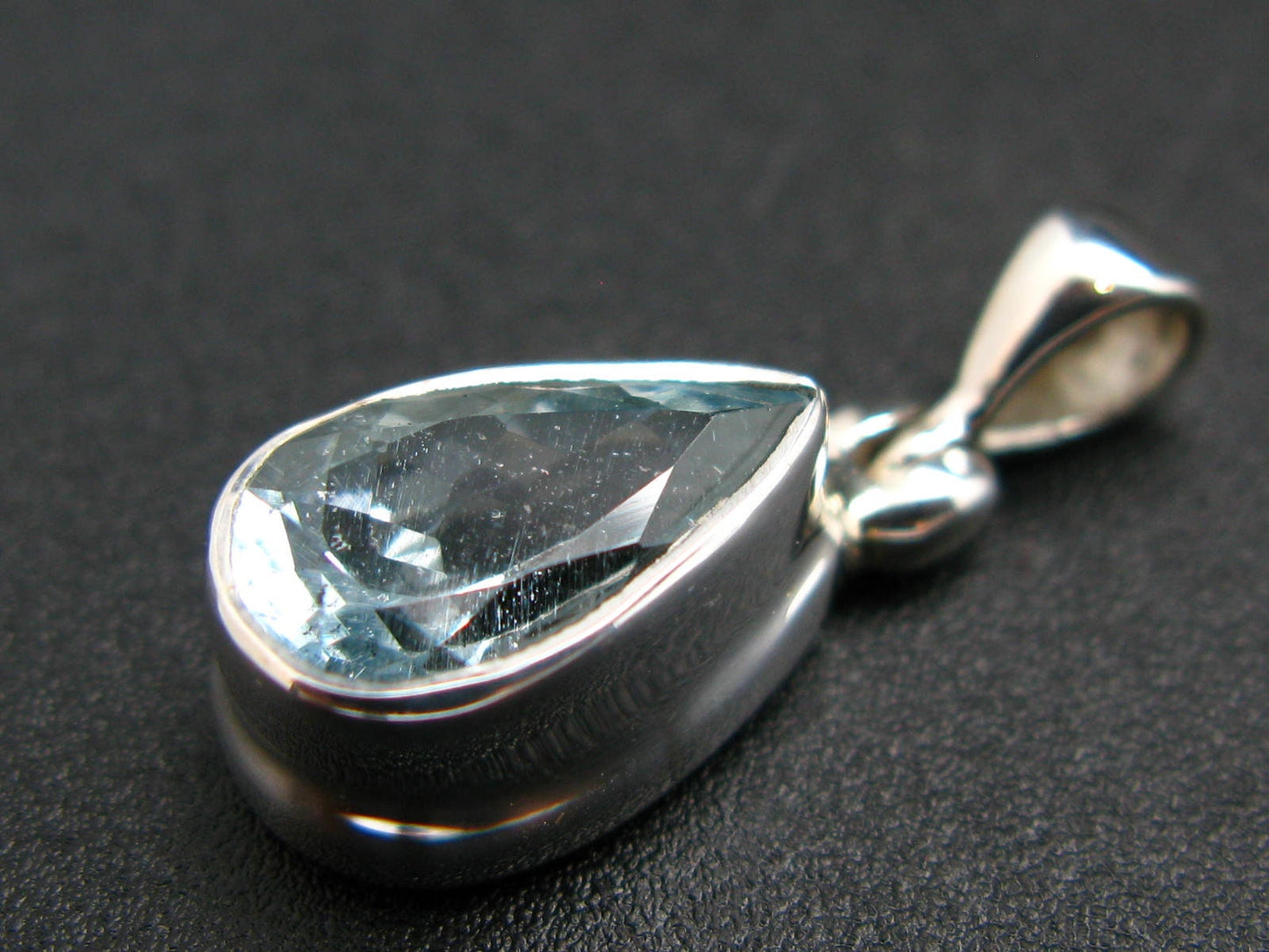 Stunning Genuine Faceted Aquamarine Gem Sterling Silver Pendant From Brazil - 0.9"