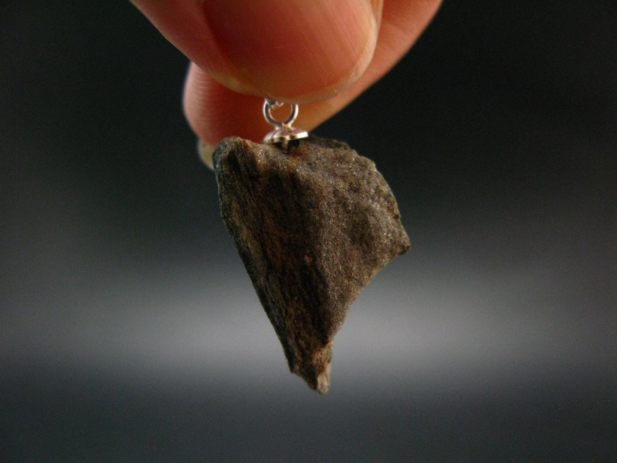 Rare ISUA Unpolished Stone Silver Pendant From Greenland - 1.1" - 3.77 Grams