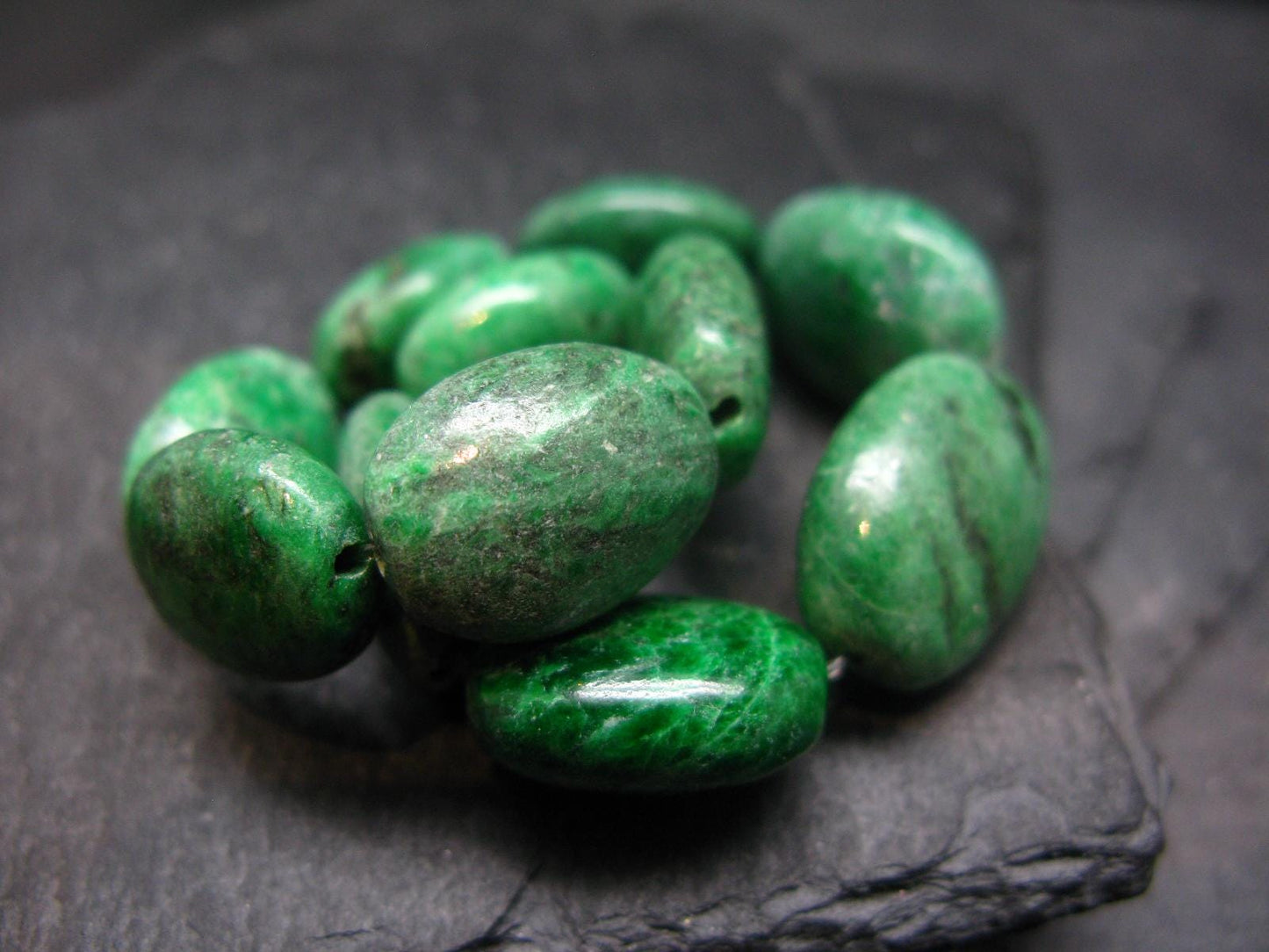 Maw Sit Sit Genuine Bracelet ~ 7 Inches ~ 15mm Oval Beads