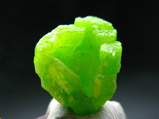 Very Nice Rare Pyromorphite Crystal from China - 0.7" - 3.67 Grams