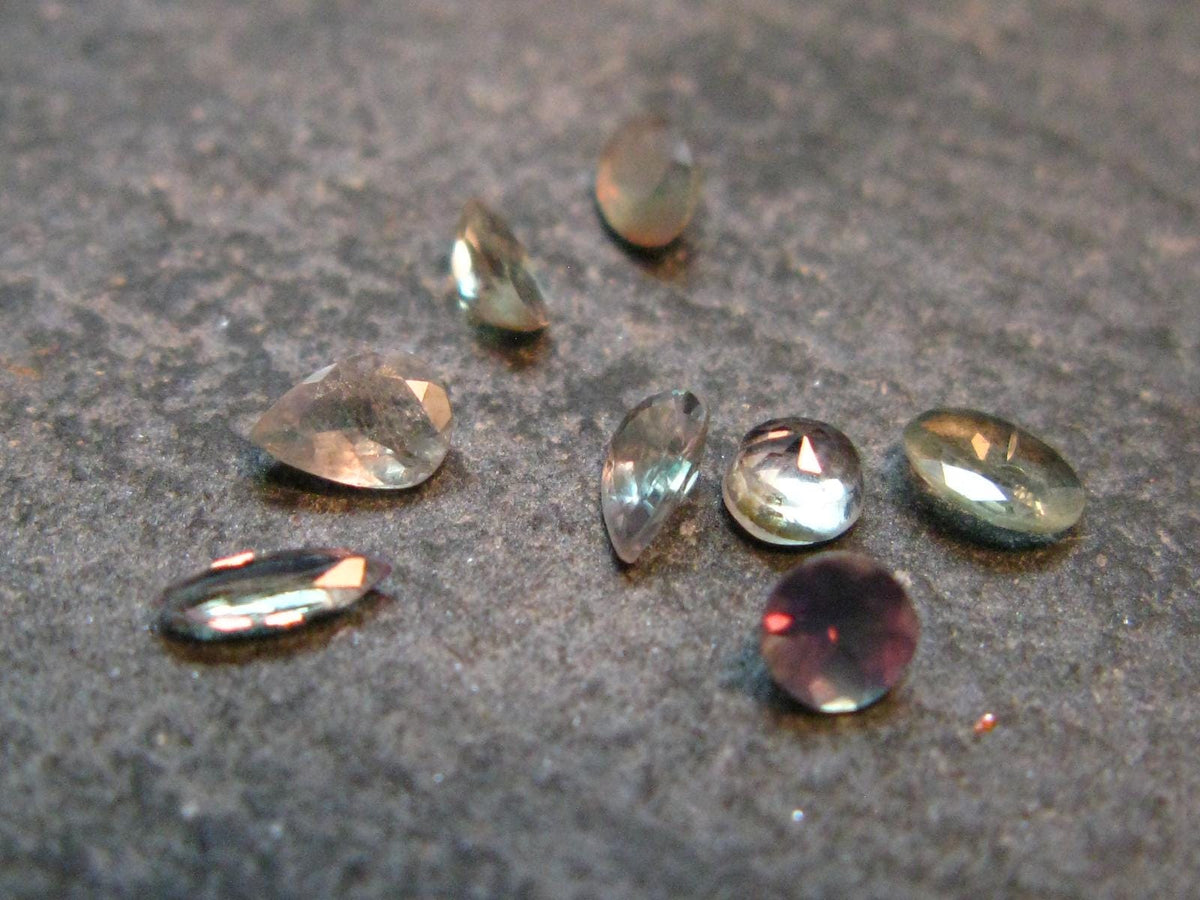 Lot of 8 Alexandrite Chrysoberyl Cut Facetted Gems From Russia - 1.01 Carats Combined