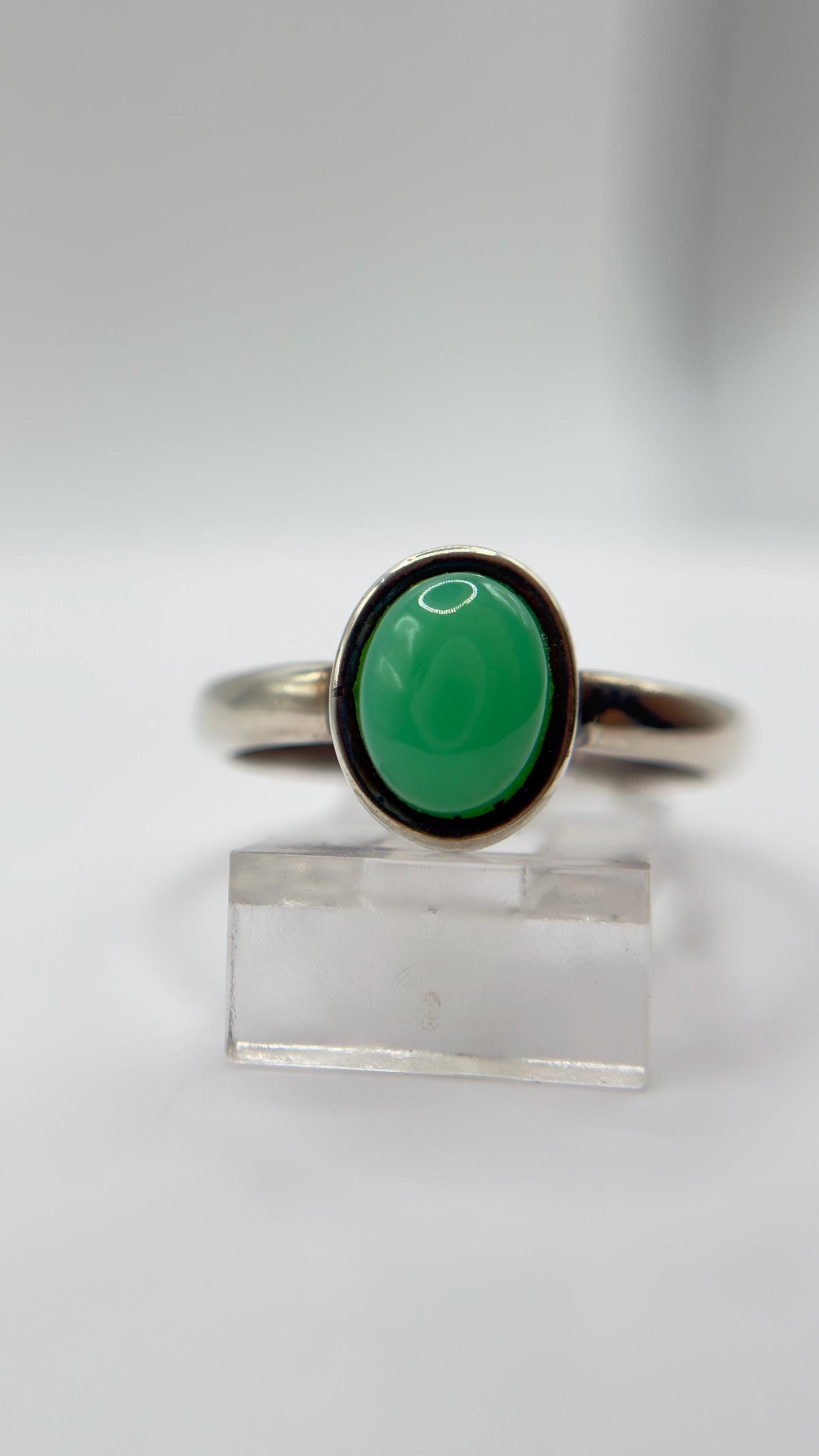 Chrysoprase Oval Ring – Elegant Natural Green Chalcedony Sterling Silver Jewelry - Size 8