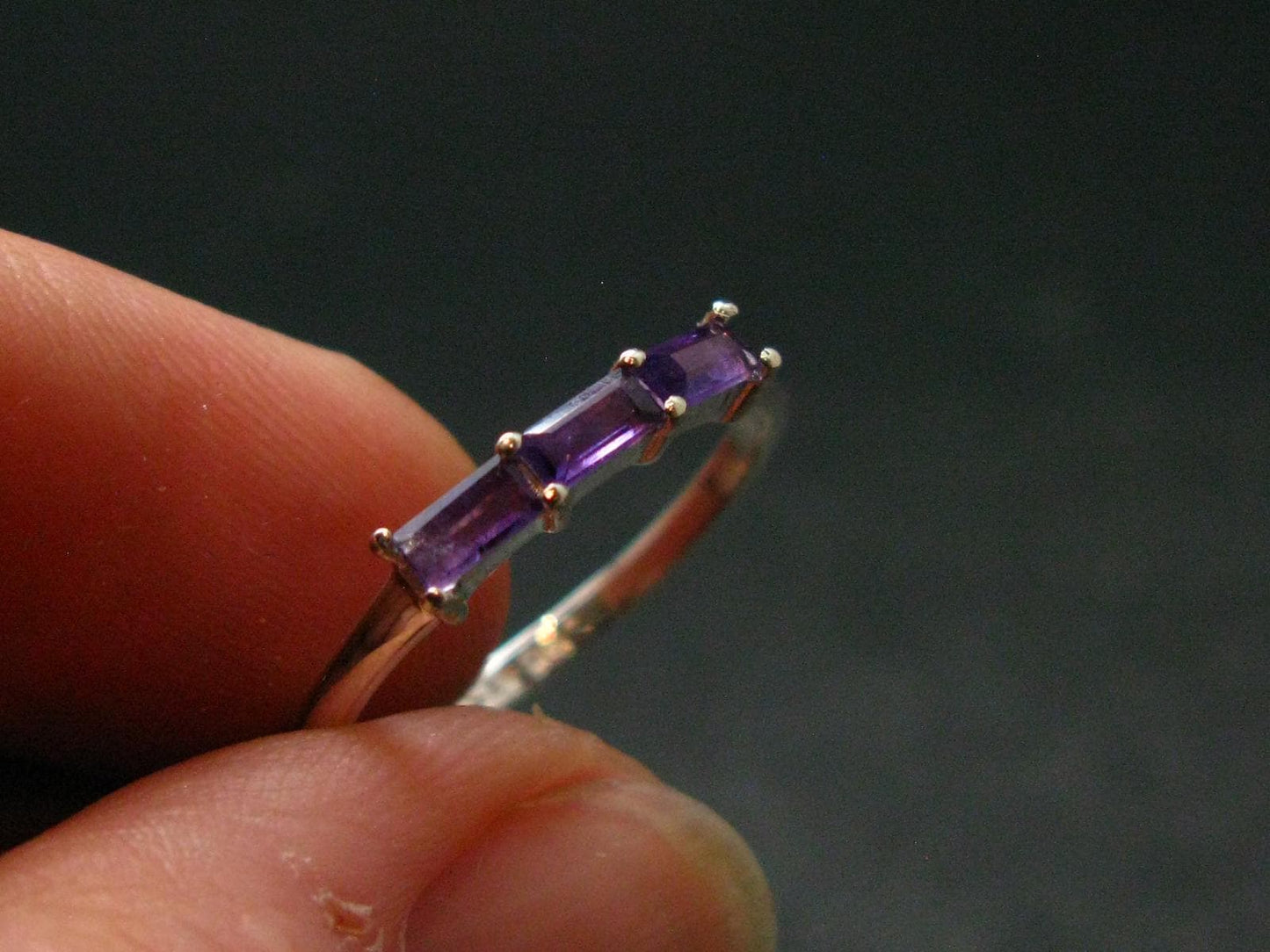 Natural Rich Purple Color Amethyst Sterling Silver Ring - 1.39 Grams - Size 7