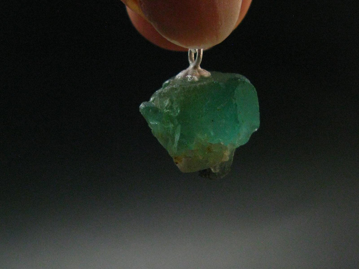Rare!! Emerald Green Fluorite Crystal Silver Pendant From UK - 2.27 Grams - 0.8"