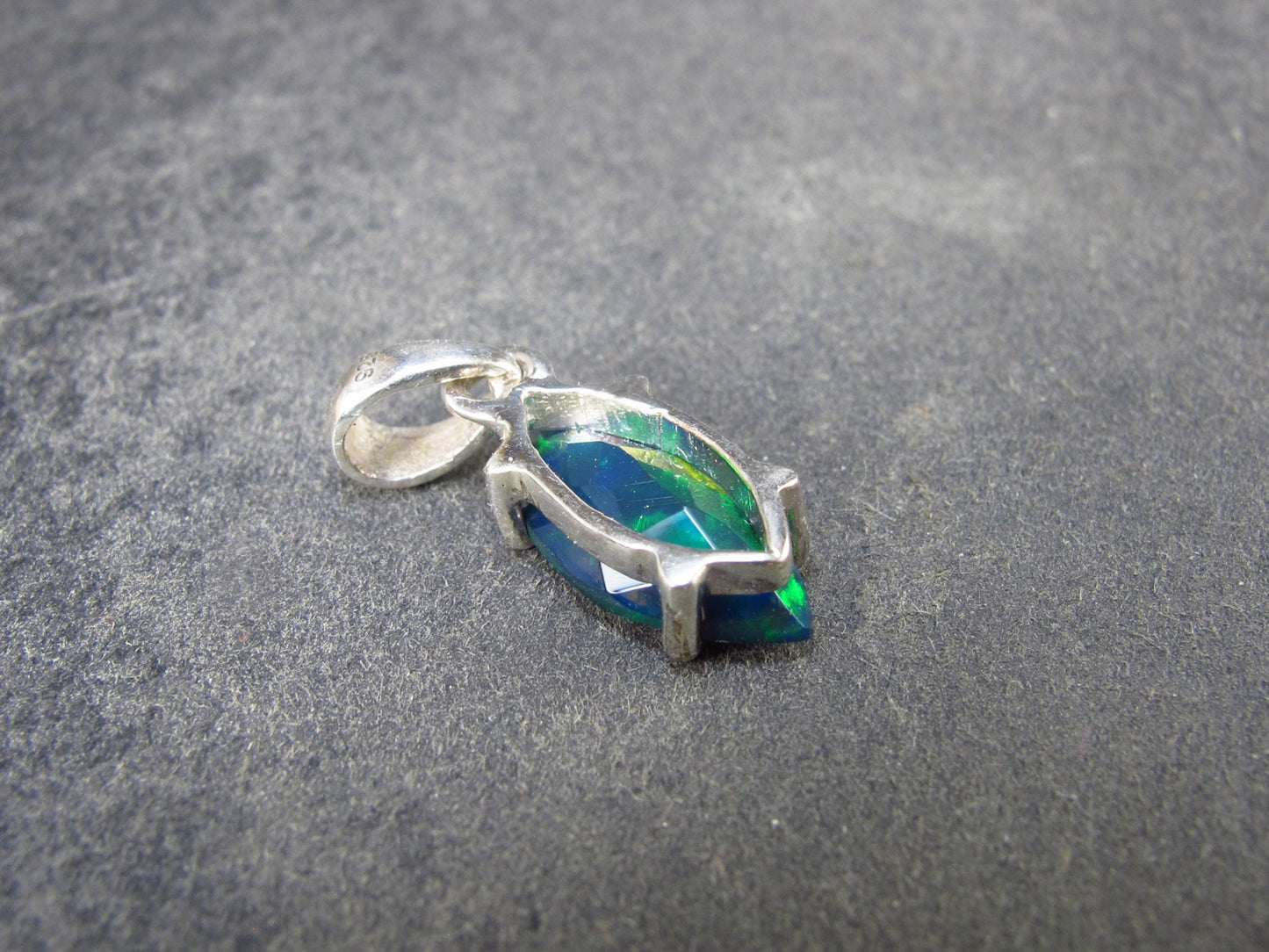 Rare Black Opal Sterling Silver Pendant from Australia - 0.7" - 1.04 Grams