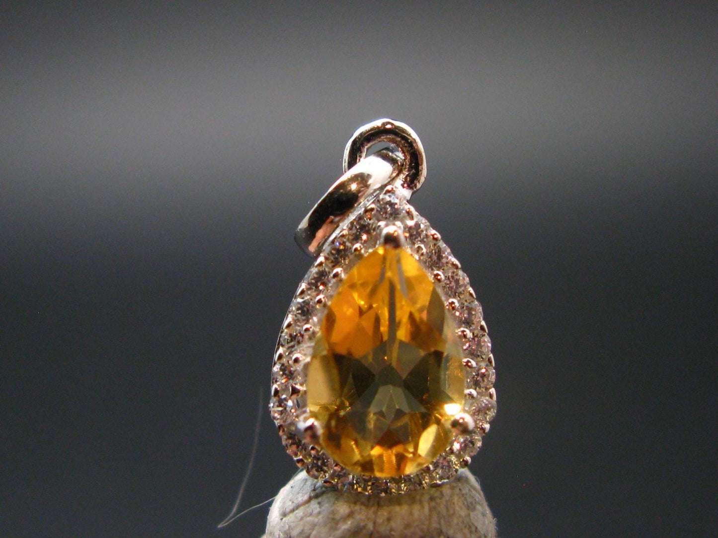 Yellow Citrine Gem Facetted Sterling Silver Pendant From Brazil With CZ - 0.7" - 1.10 Grams