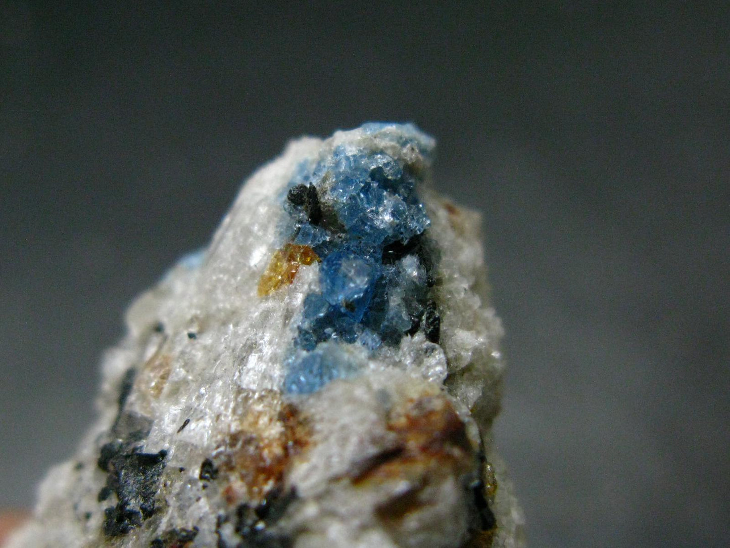 Hauyne Cluster From Germany - 1.8" - 31.30 Grams