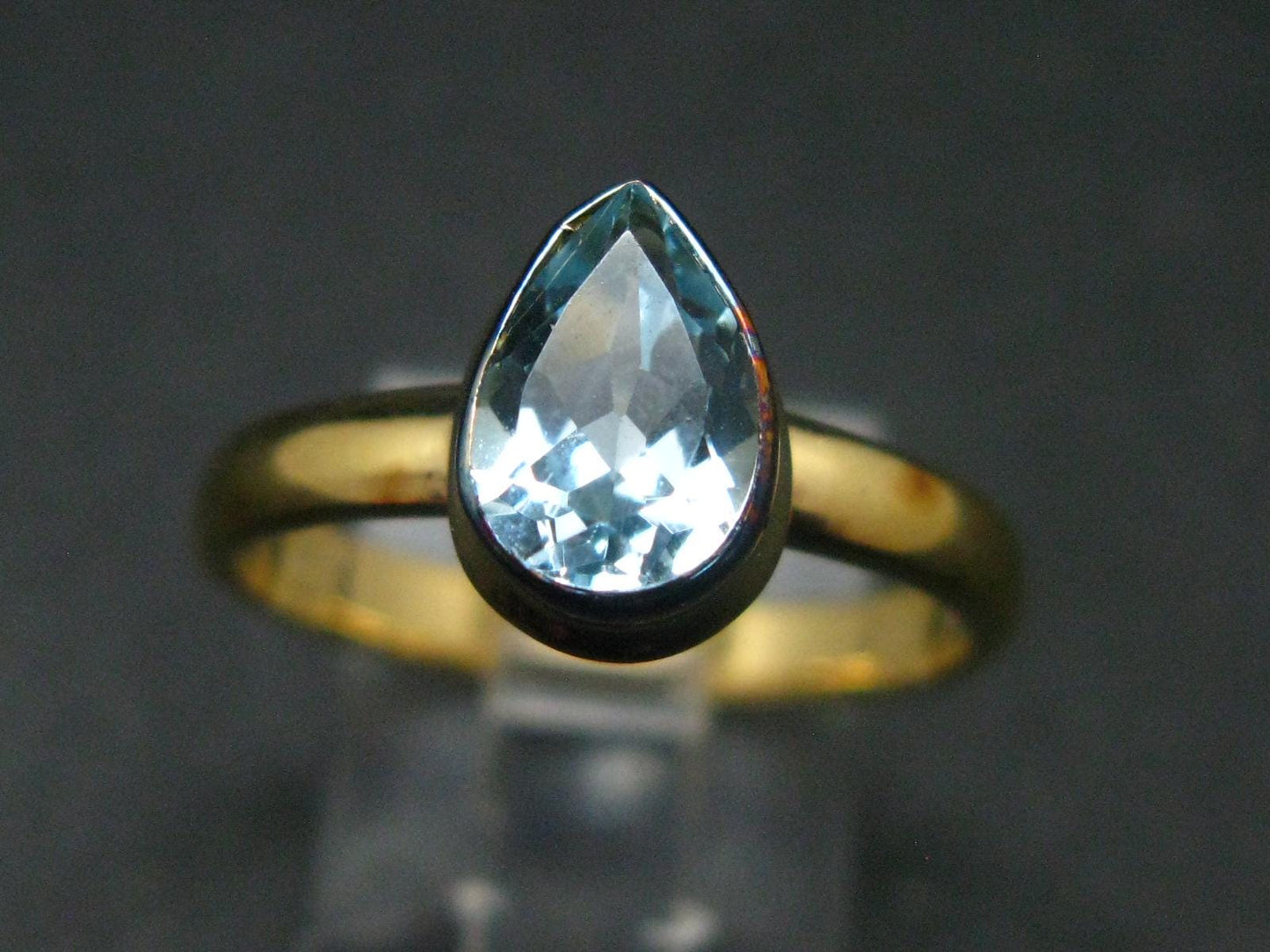 Natural Blue Topaz Sterling Silver Gold Plated Ring - 3.34 Grams - Size 9