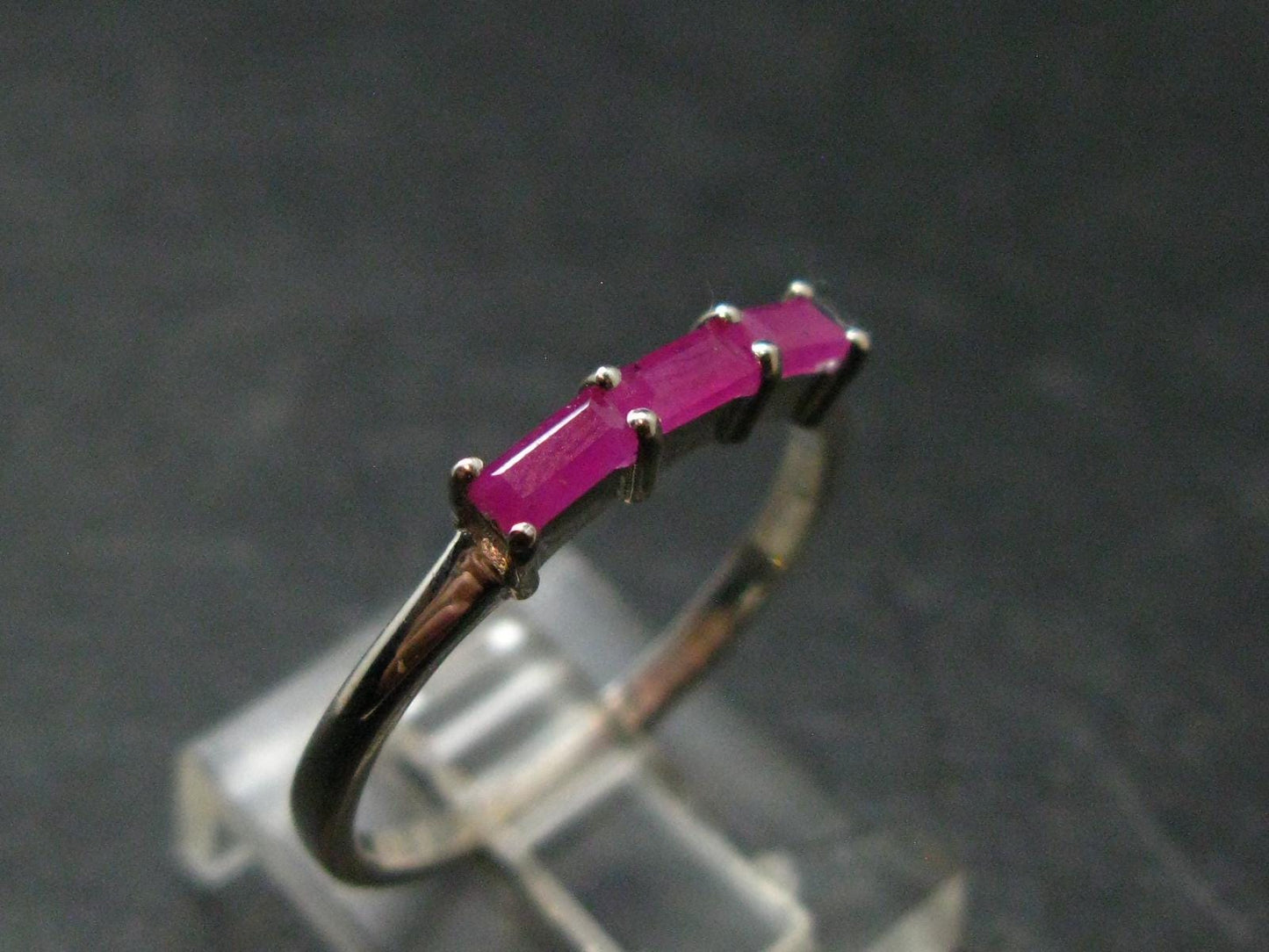 Star Ruby Sterling Silver Ring- Size 8 - 1.71 Grams