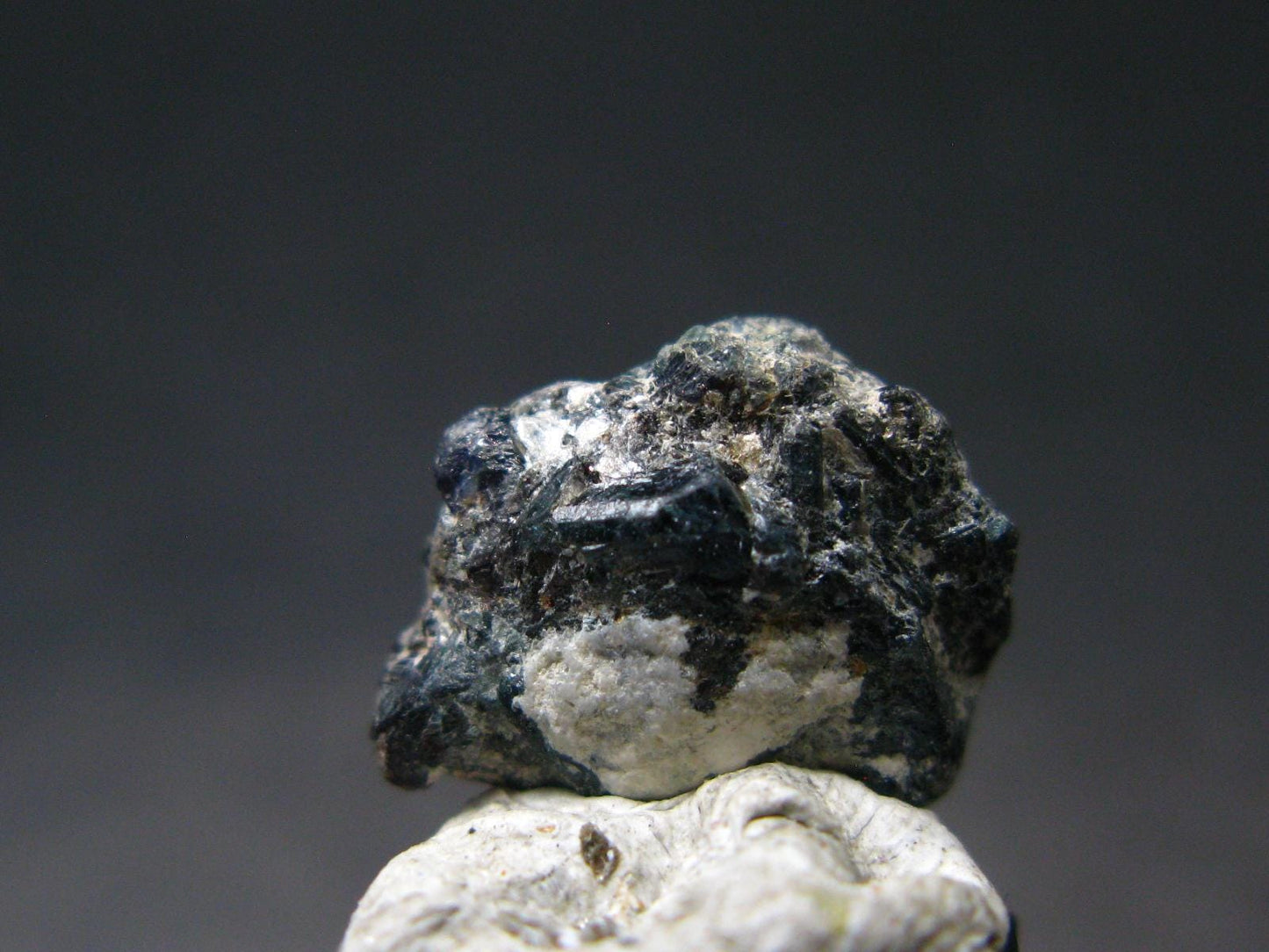 Large Alexandrite Chrysoberyl Crystal From Zimbabwe - 0.6" - 1.64 Grams