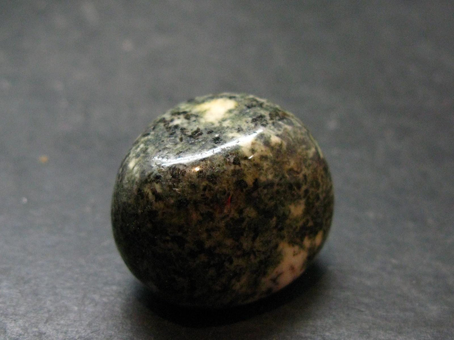Rare Stonehenge Preseli Bluestone Tumbled Crystal From Wales UK - 0.9" - 21.76 Grams