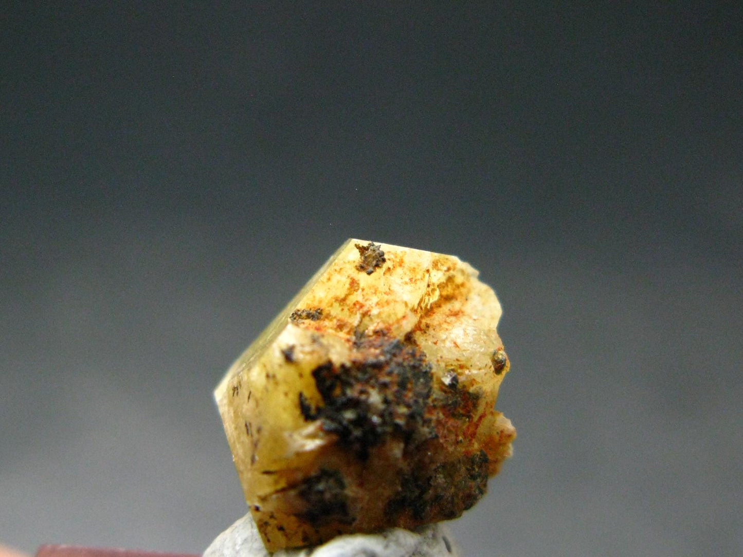 Rhodizite Rhodozite Crystal From Madagascar - 5.20 Carats - 0.4"