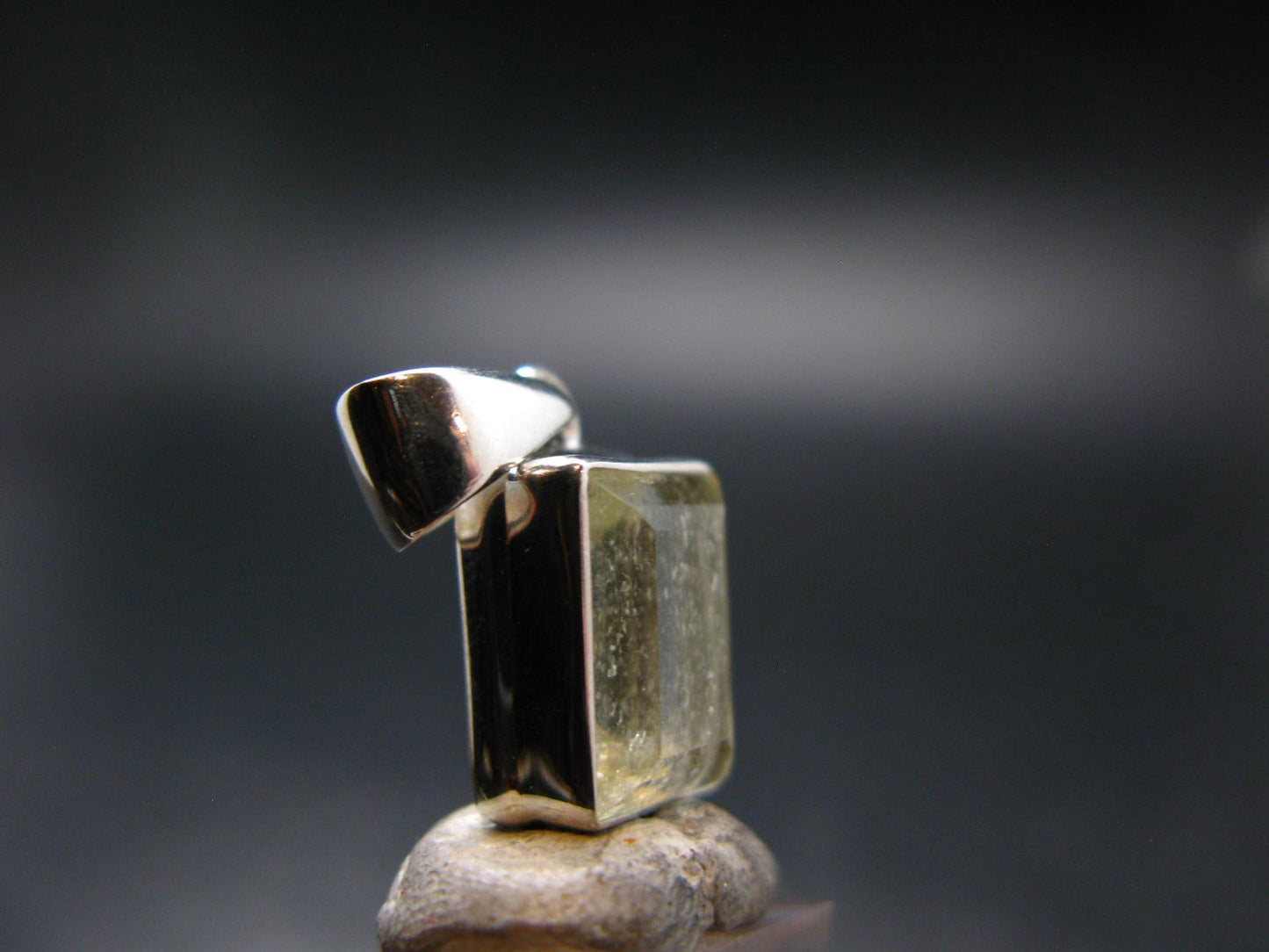 Gem Libyan Desert Glass Tektite Faceted Pendant Sterling Silver from Libya - 0.9" - 2.94 Grams