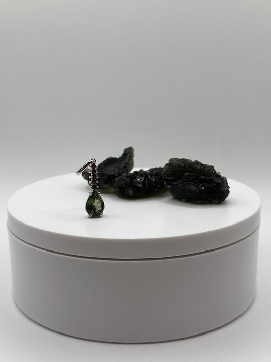 Moldavite Pear-Shaped Pendant with & Red Garnet Accents in Sterling Silver - 1.68 Grams