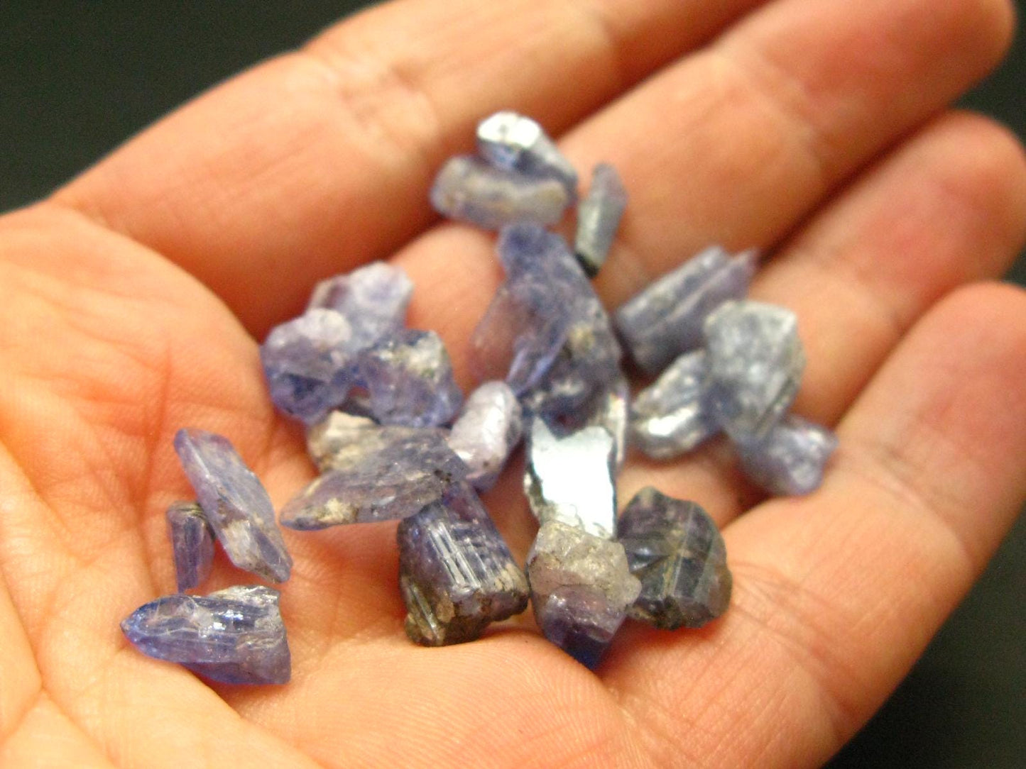 Lot of 25 Gem Tanzanite Zoisite Crystals From Tanzania - 7.25 Grams