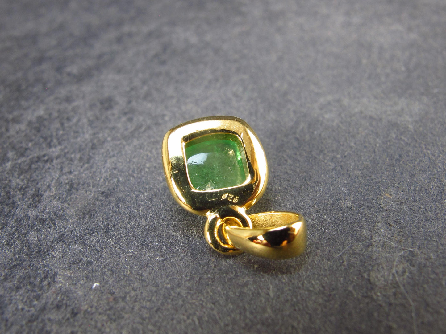 Tsavorite Green Garnet Gold Plated Silver Pendant from Tanzania - 0.7" - 1.48 Grams