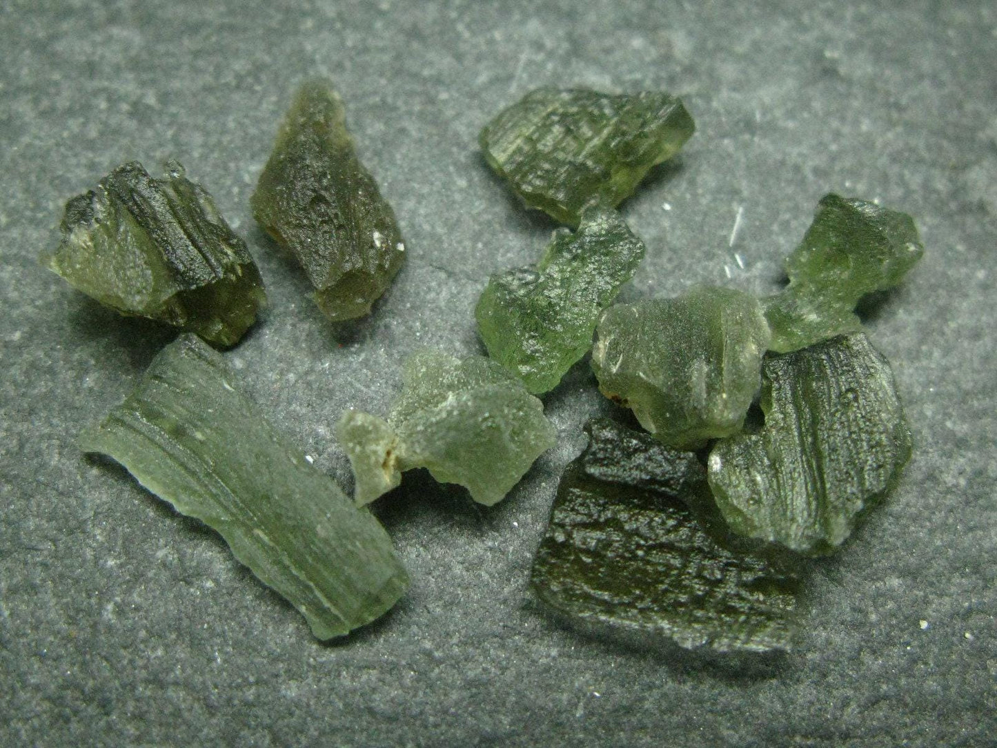 Lot of 10 Rare Moldavite Tektite From Czech Republic - 10 Carats