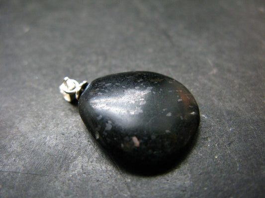 Very Rare Sterling Silver Nuumite Nuummite Pendant From Greenland - 1.0" - 3.72 Grams