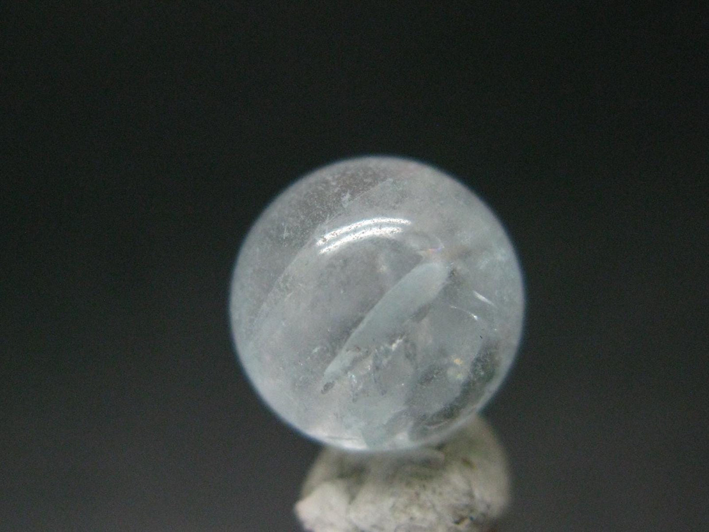 Blue Topaz Sphere Ball From Brazil - 1.0cm - 9.40 Carats