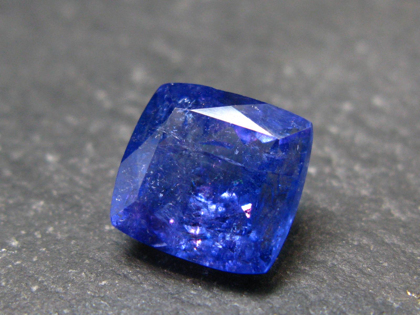 Rare Gem Tanzanite Cut Stone from Tanzania - 5.50 Carats