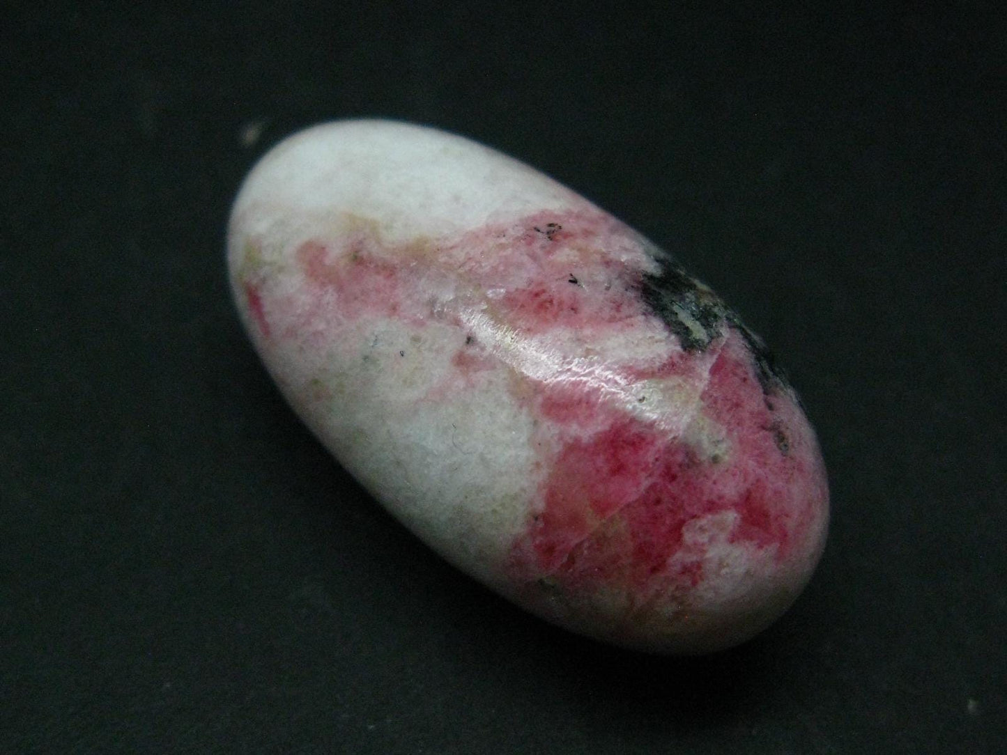 Rare Pink Tugtupite Tumbled Shiva From Greenland - 19.5 Grams - 1.5"