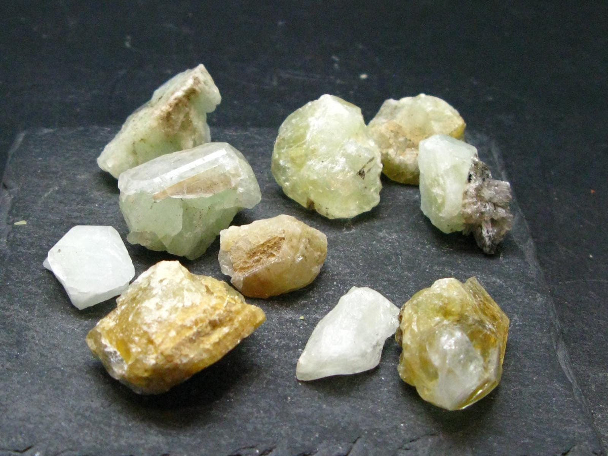 Lot Of 10 Datolite Crystals From Russia - 66.51 Grams