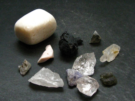 Synergy 12 Set Phenakite Moldavite Natrolite Petalite Danburite Tektite Scolecite Herderite Tanzanite Brookite 49.95 Gr