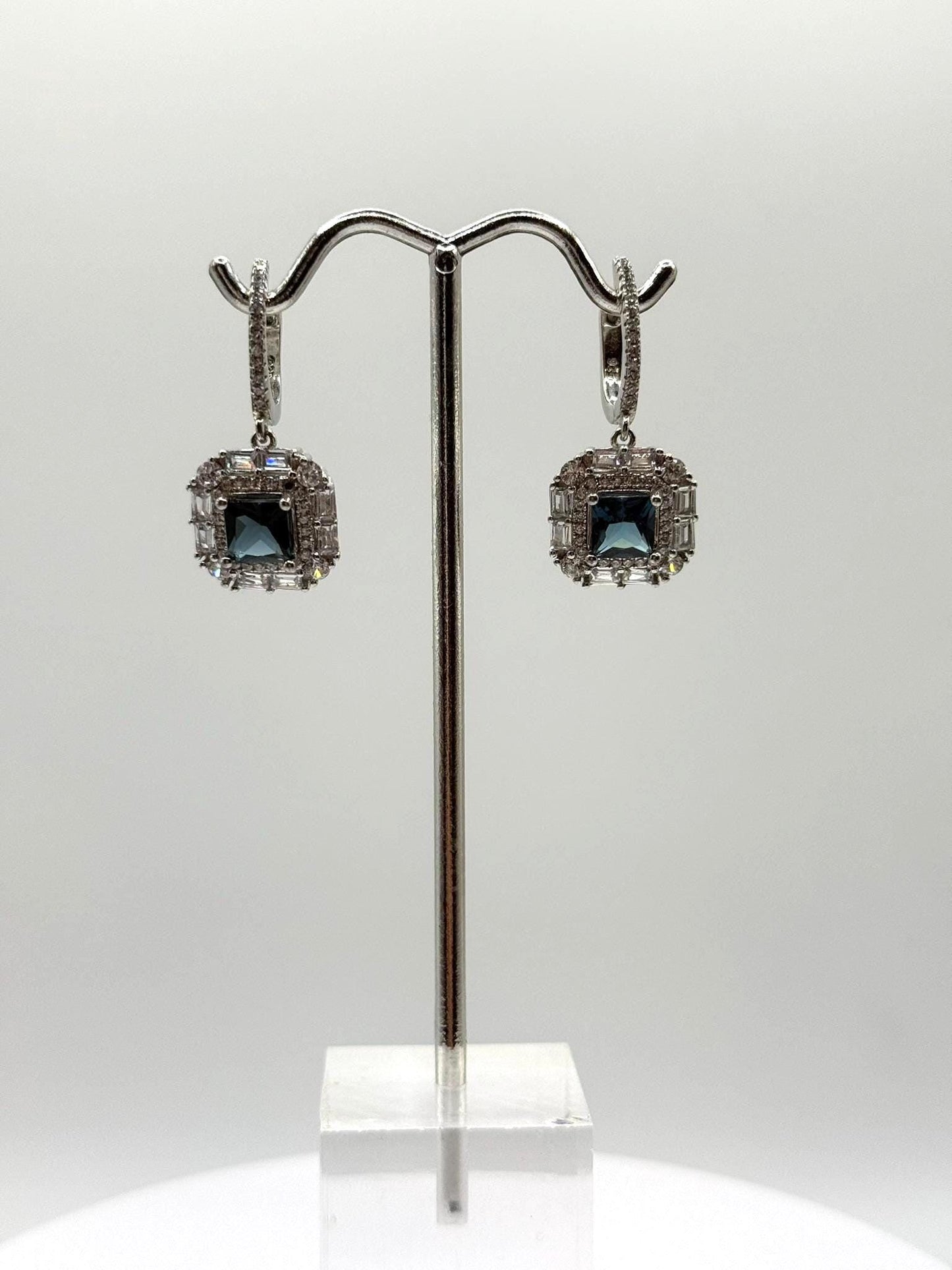 London Blue Topaz Halo Earrings & Pendant Set - Weight 11.25 Grams