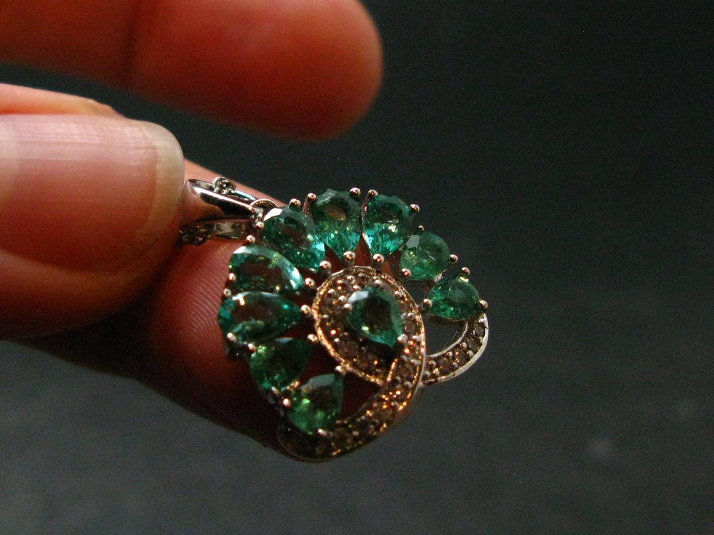 Emerald Silver Pendant W/Chain From Colombia - 4.18 Grams Total