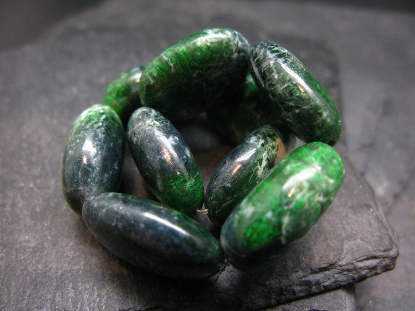 Maw Sit Sit Genuine Bracelet ~ 7 Inches ~ 20mm Oval Beads