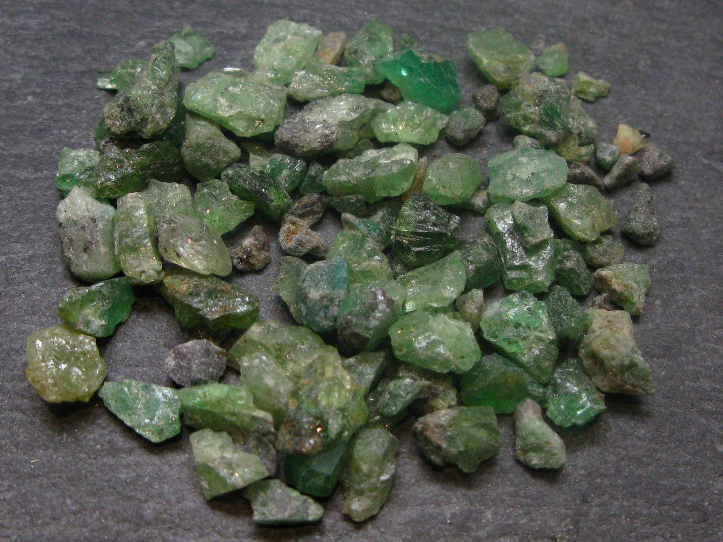 Lot of Tsavorite Garnet Crystals From Tanzania - 100 Carats
