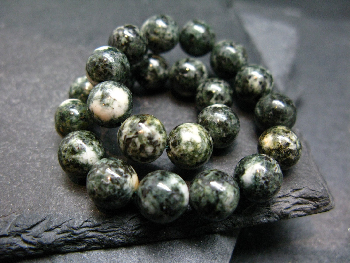 Preseli Stonehenge Bluestone Genuine Bracelet ~ 7 Inches ~ 8mm Round Beads