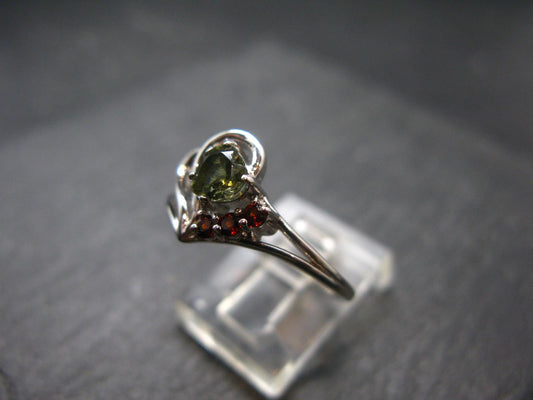 Moldavite & Red Garnet Sterling Silver Ring From Czech Republic - Size 8.5 - 2.61 Grams
