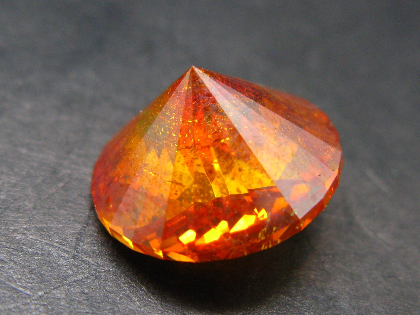 Gem Sphalerite Facetted Cut Stone from Spain - 15.73 Carats